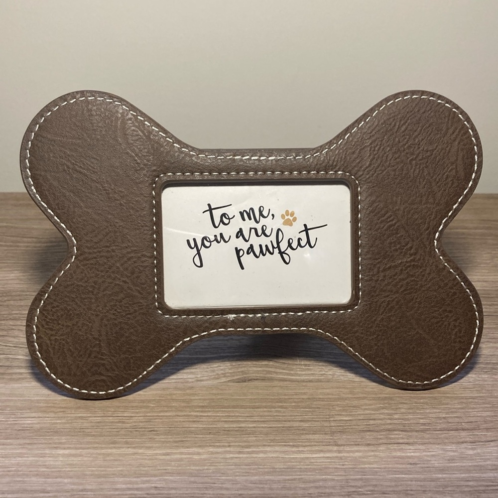 Dog bone frame “to me you are pawfect” new